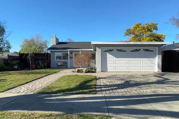516 Middlesex Rd #10,  Belmont,  CA 94002