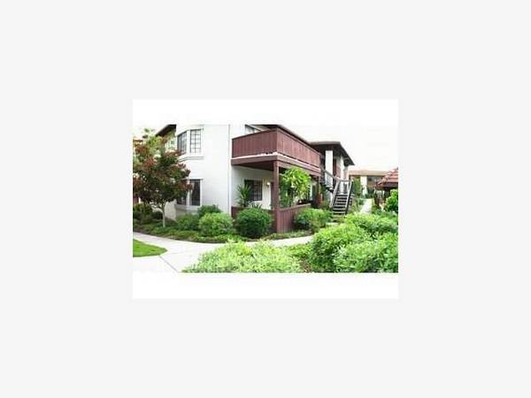 431 Costa Mesa Ter #A, Sunnyvale, CA 94085