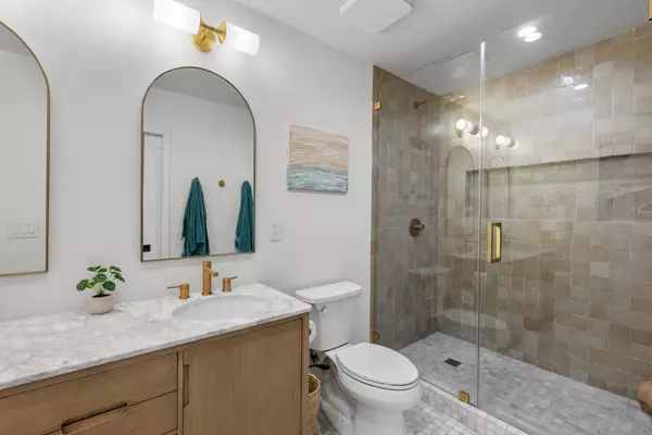 El Segundo, CA 90245,1008 E Walnut Ave