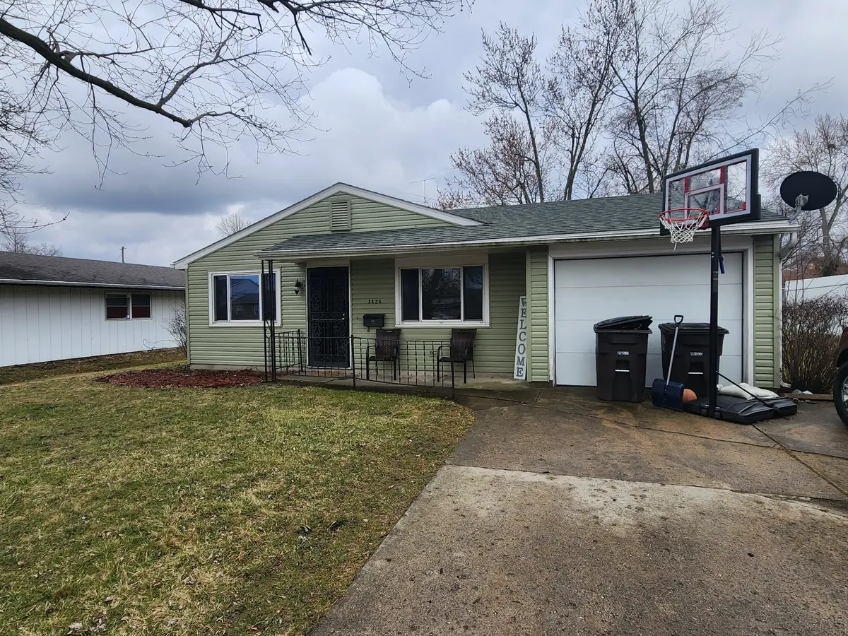 3424 McKinnie Ave, Fort Wayne, IN 46806