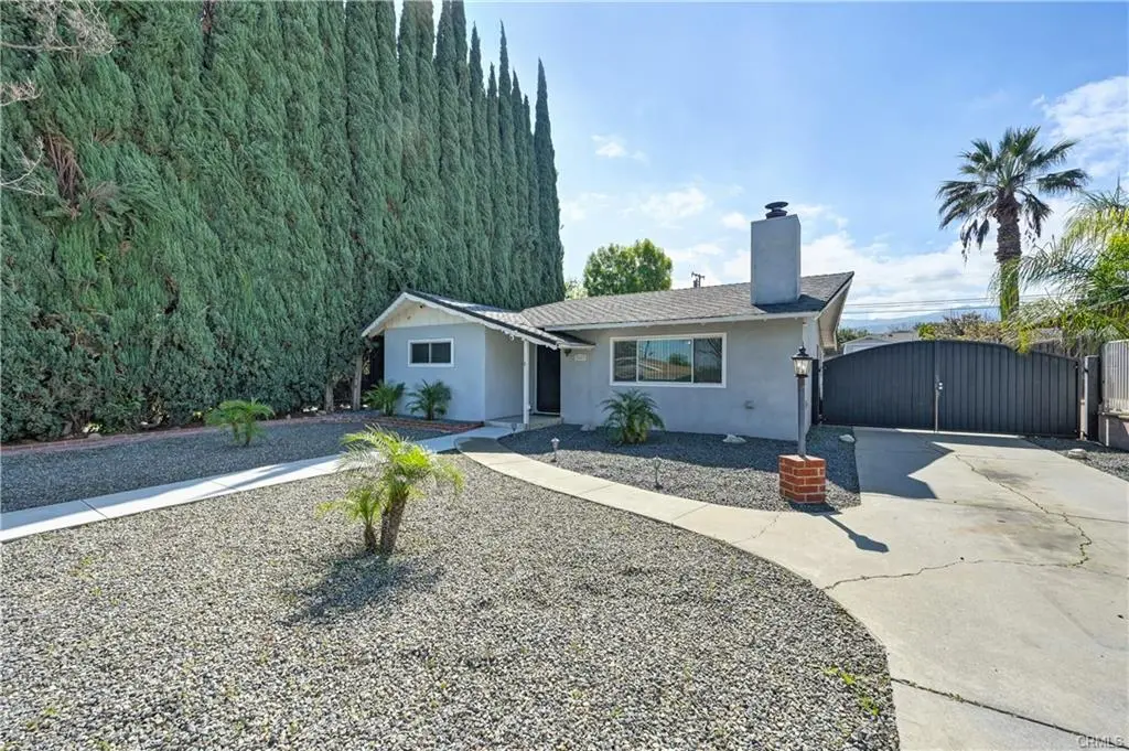 946 W Kendall Street, Corona, CA 92882