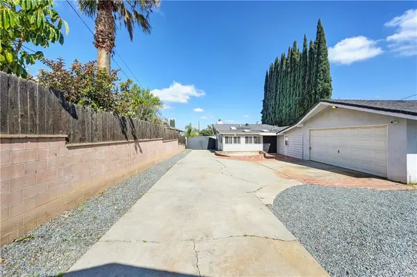 946 W Kendall Street, Corona, CA 92882