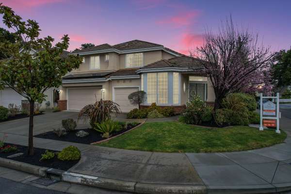 7008 Calabazas Creek Cir, San Jose, CA 95129