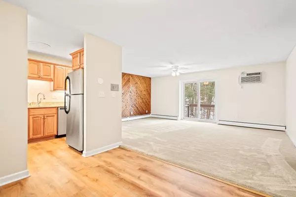Franklin, MA 02038,599 Old West Central St #C