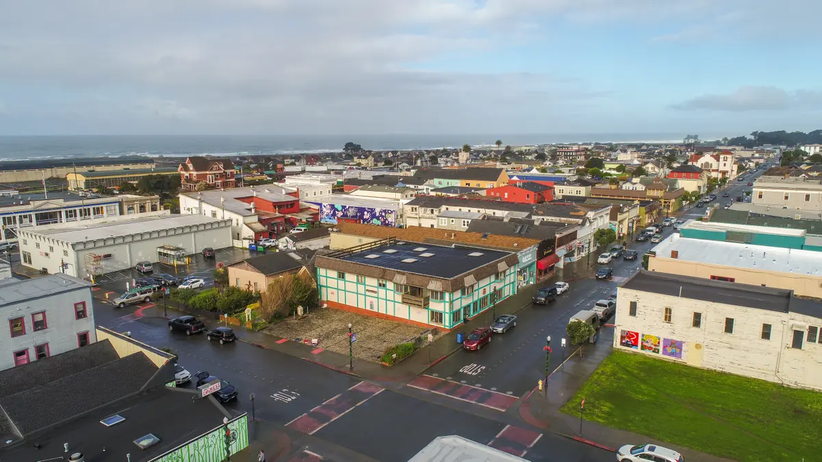 311 N Franklin St, Fort Bragg, CA 95437
