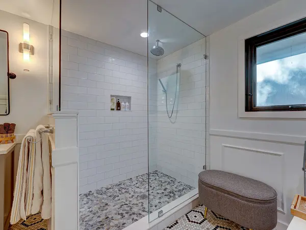 94 San Saba St, Austin, TX 78702