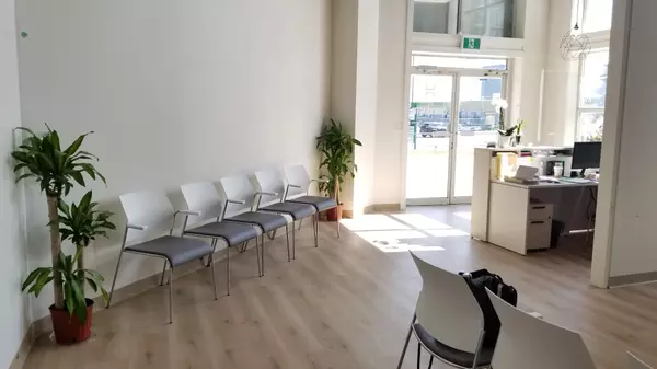 Mississauga, ON L5J 4S7,2351 Royal Windsor Dr #11