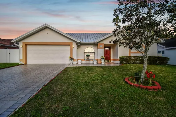 2029 Darlington Oak Dr, Seffner, FL 33584