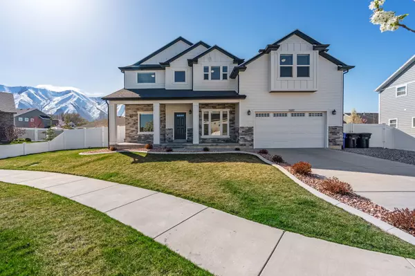 2402 E Driftwood Dr, Spanish Fork, UT 84660