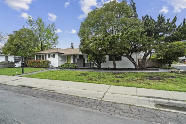 Concord, CA 94519,2207 Holbrook Dr