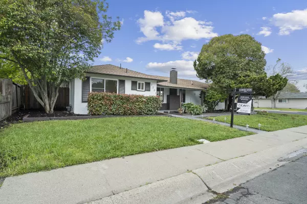 Concord, CA 94519,2207 Holbrook Dr