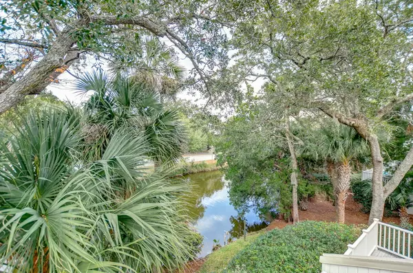 22 Back Ct, Isle Of Palms, SC 29451