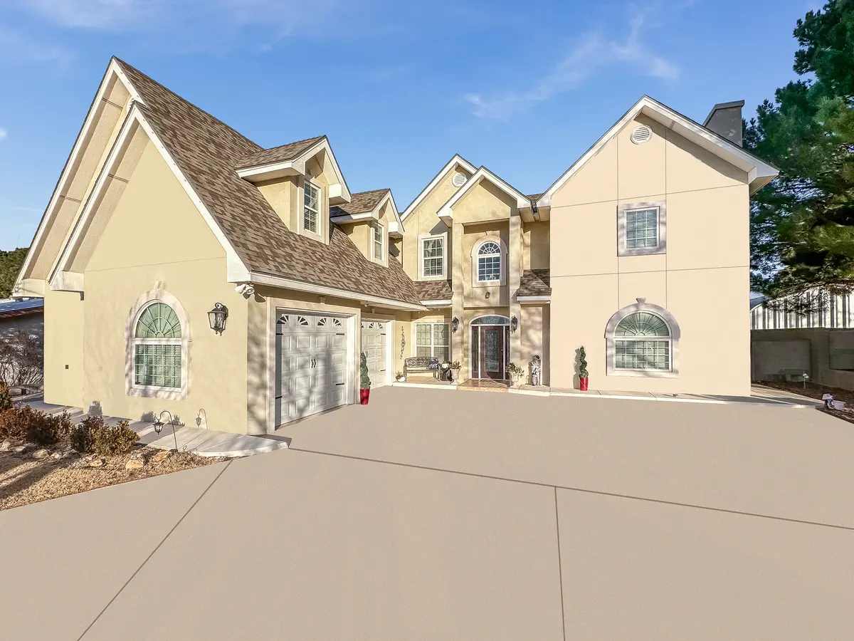 1608 N 26th St, Artesia, NM 88210
