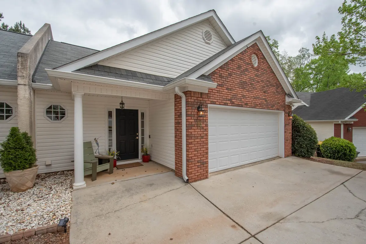 15 Stony Oak Dr, Newnan, GA 30263