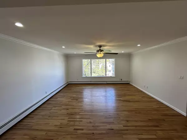 New Rochelle, NY 10801,29 Wickford Rd #2