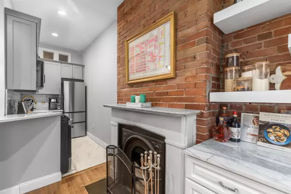 Boston, MA 02118,464 Shawmut Ave #2