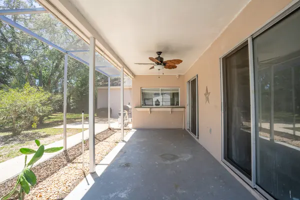 10222 Heathcliff St, Spring Hill, FL 34608
