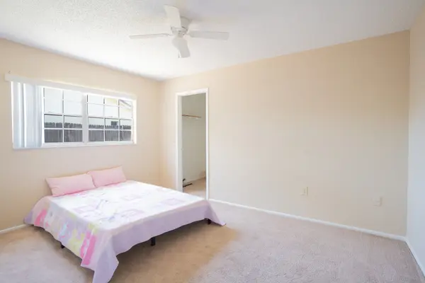 10222 Heathcliff St, Spring Hill, FL 34608