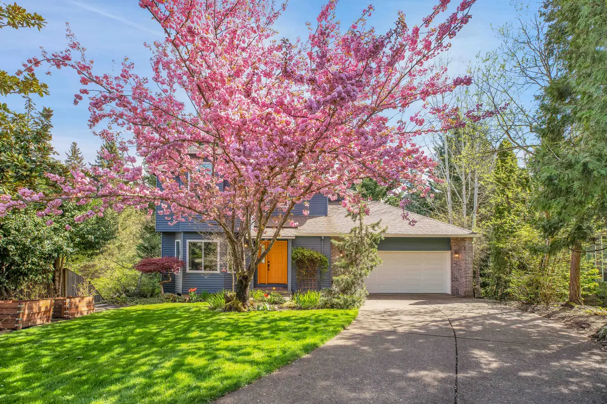 15700 SW Talus Ct, Beaverton, OR 97007-8440