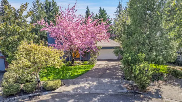 15700 SW Talus Ct, Beaverton, OR 97007-8440