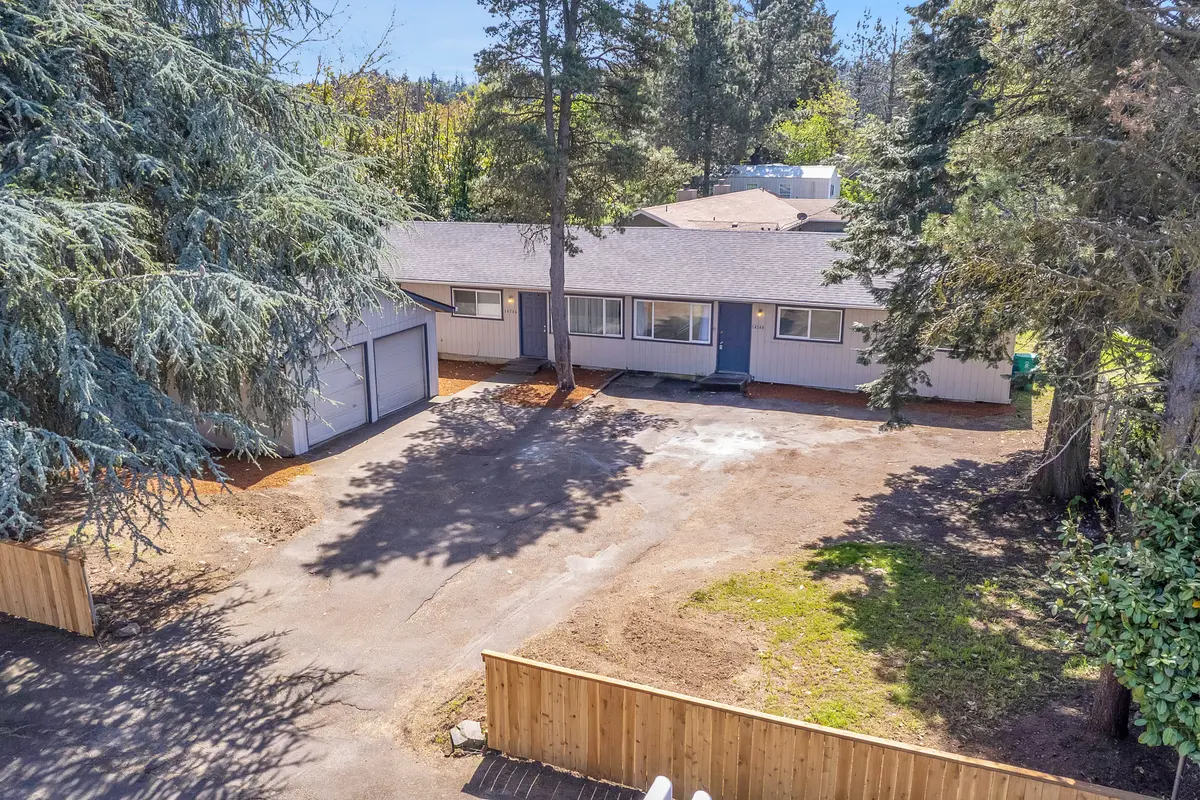 14544 SE Clinton St, Portland, OR 97236-2331