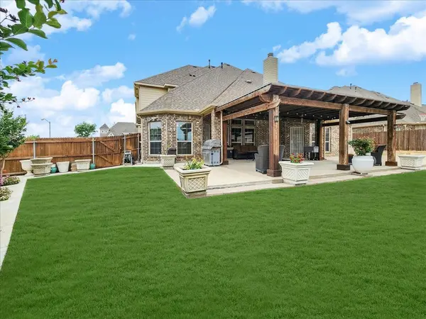 4007 Mescalero Ct, Mansfield, TX 76063-1956