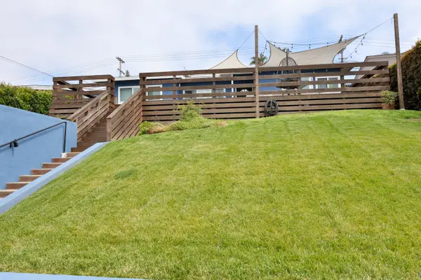 2727 Nipoma St, San Diego, CA 92106-1111