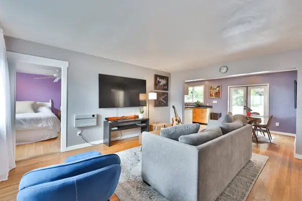 2727 Nipoma St, San Diego, CA 92106-1111