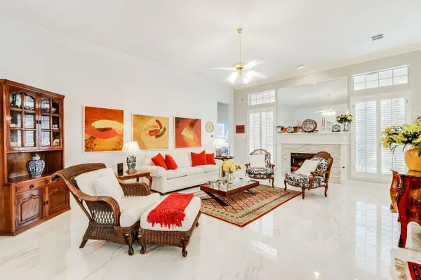 3224 Paddock Cir, Flower Mound, TX 75022-4784