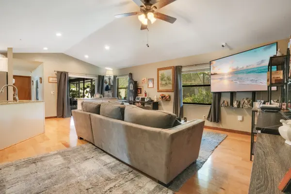20 Foster Ln, Palm Coast, FL 32137-8435