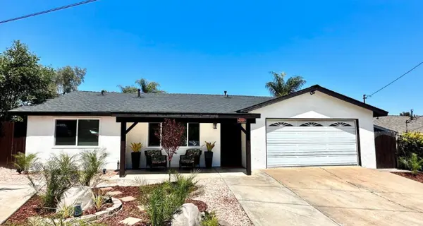 549 Ricebird Dr, Vista, CA 92083-3031