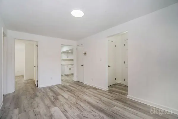 750 Commerce St #1N, Thornwood, NY 10594-1031