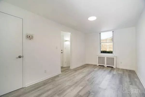 Thornwood, NY 10594-1031,750 Commerce St #1N