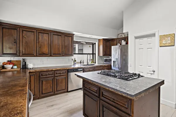 2050 Via del Torrie, Alpine, CA 91901