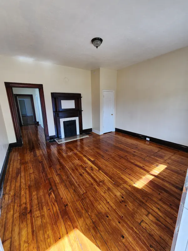 411 N 20th St, Louisville, KY 40203-1013