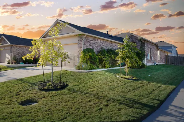 1400 Fairhaven Gtwy, Georgetown, TX 78626-2358