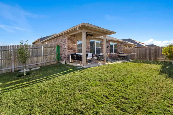 1400 Fairhaven Gtwy, Georgetown, TX 78626-2358