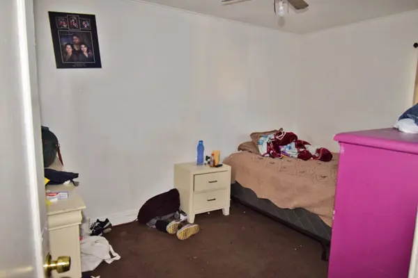 951 88th Ave, Oakland, CA 94621-1203
