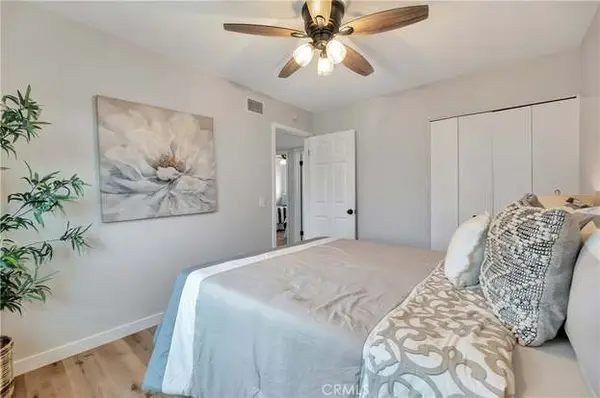 6402 Rosemary Dr, Cypress, CA 90630-4051