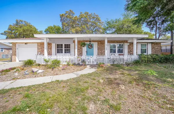 6160 Angelina Rd, Pensacola, FL 32504