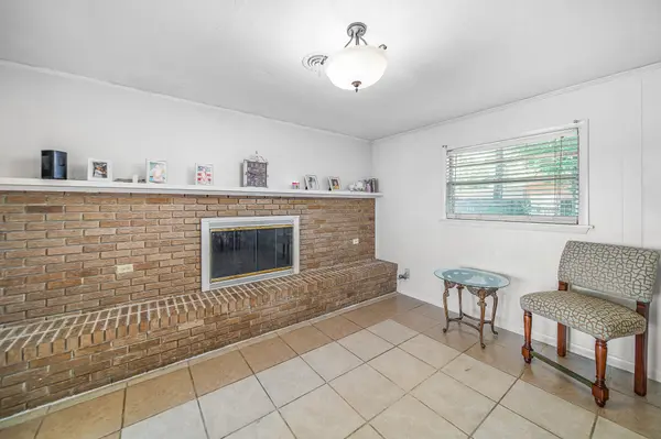 6160 Angelina Rd, Pensacola, FL 32504