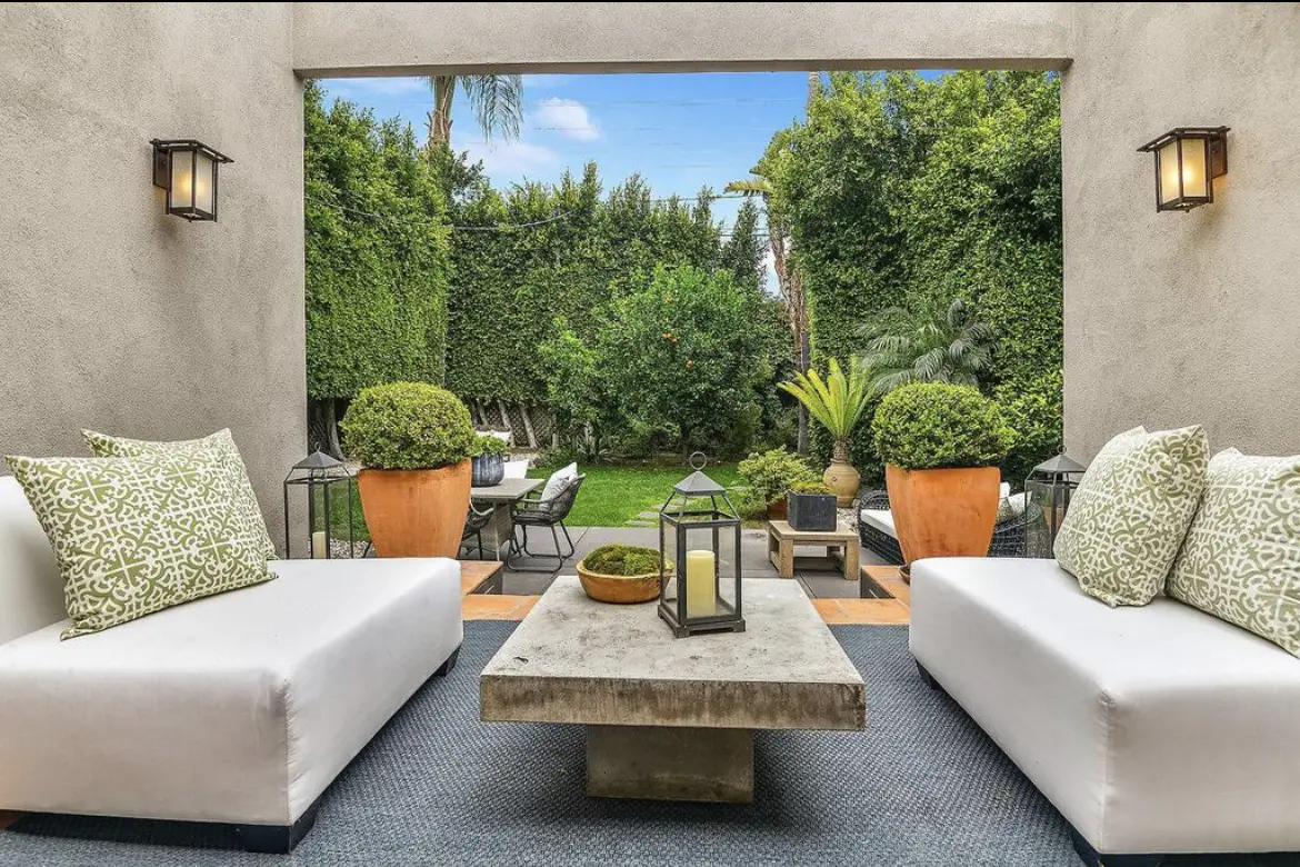 N Genesee Ave, Los Angeles, CA 90046