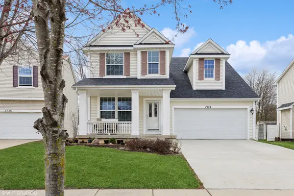 7744 Cottonwood Ln, West Des Moines, IA 50266