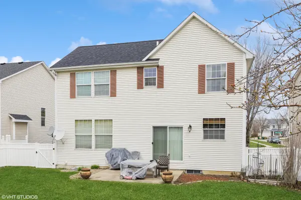 7744 Cottonwood Ln, West Des Moines, IA 50266