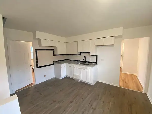 14403 Lincoln Ave, Dolton, IL 60419-1270