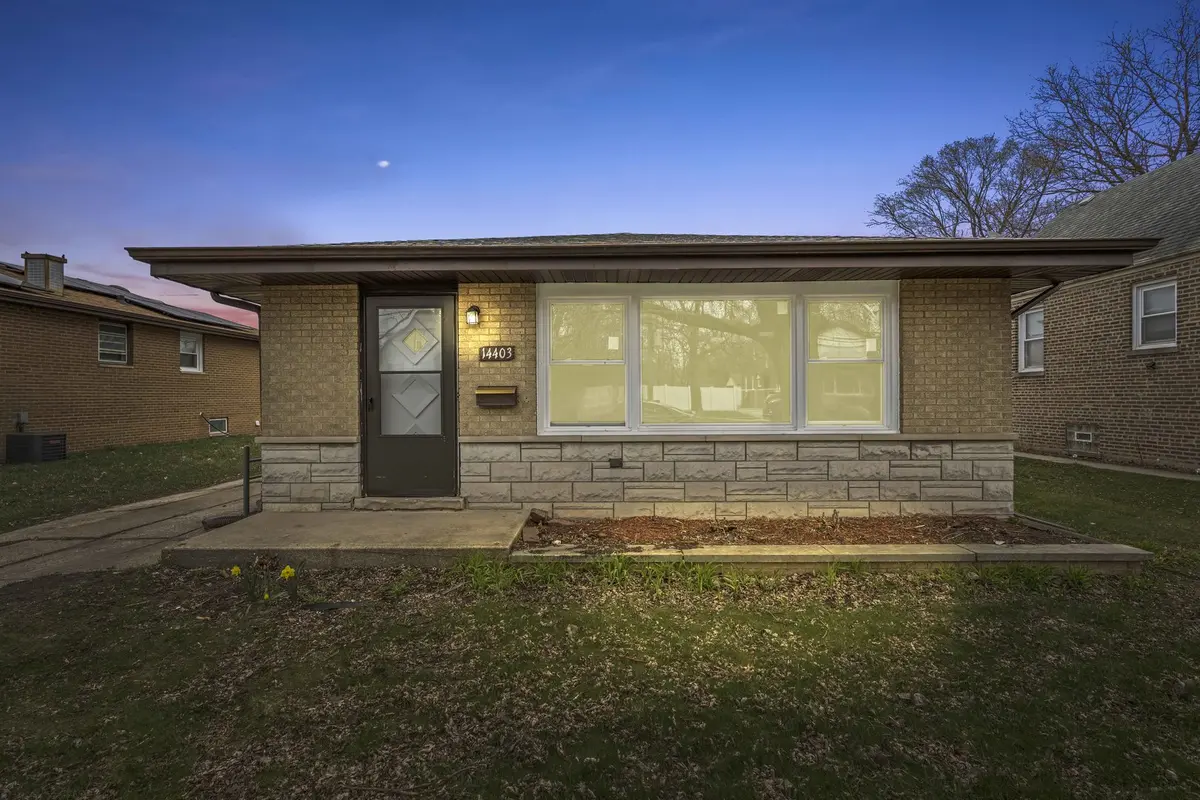 14403 Lincoln Ave, Dolton, IL 60419-1270