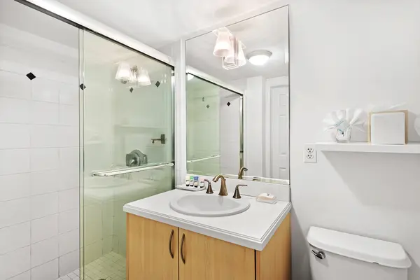 2951 S Bayshore Dr #511, Miami, FL 33133