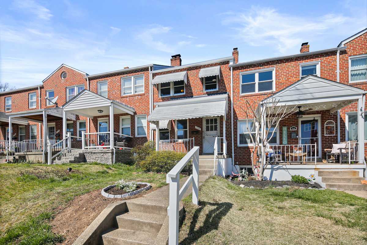 1106 Elm Rd, Halethorpe, MD 21227