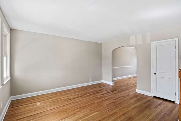 1106 Elm Rd, Halethorpe, MD 21227