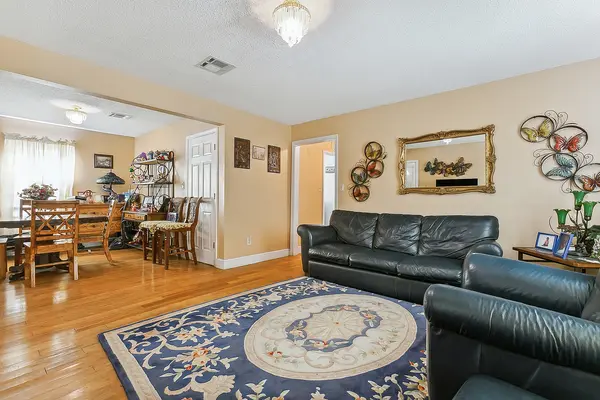 1606 Congress St, New Orleans, LA 70117